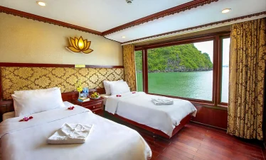 Oriental-Sails-1-Cabin-twin_