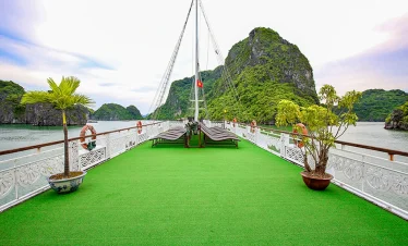 Oriental-Sails-1-Sundeck_